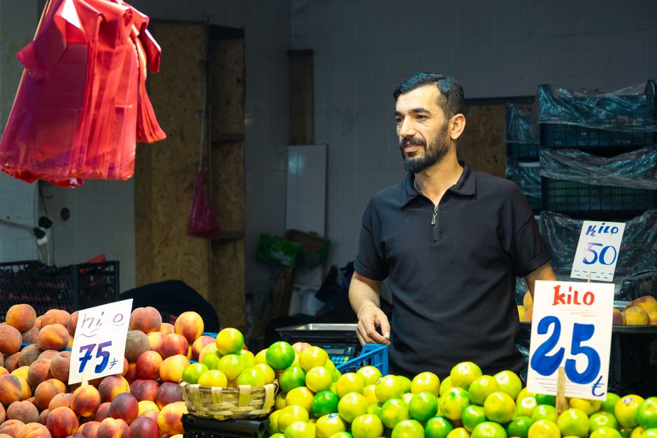 Çerçeveleme etkisi kavramını temsil eden yol ayrımı