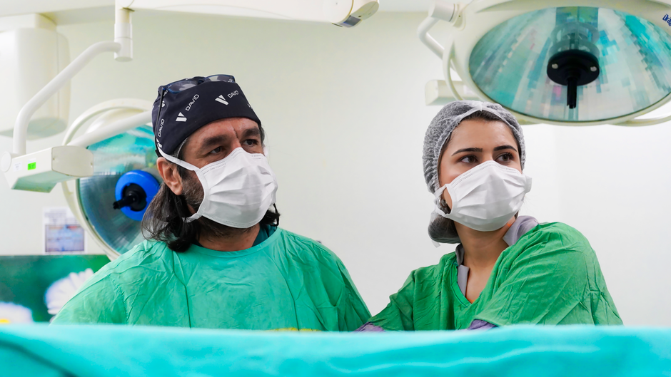 tıbbi gaslighting yaşayan hasta doktor görüşmesinde