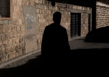 Yansıtma savunma mekanizması ve günlük örnekleri