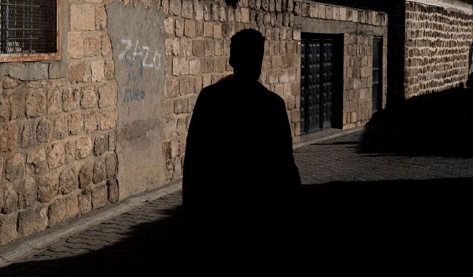 Yansıtma savunma mekanizması ve günlük örnekleri